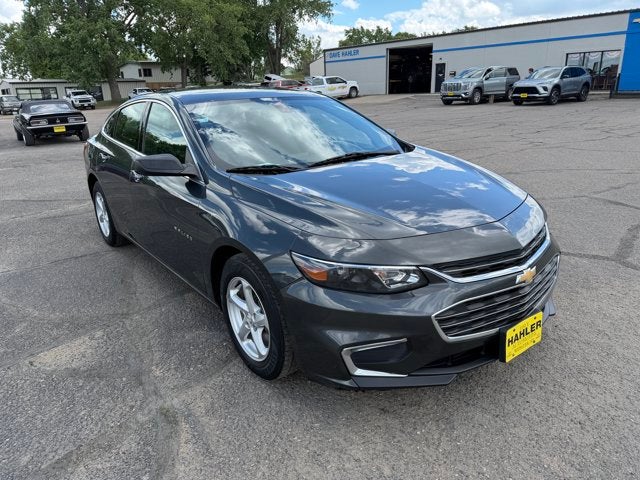 Used 2018 Chevrolet Malibu 1FL with VIN 1G1ZC5ST5JF159008 for sale in Webster, SD