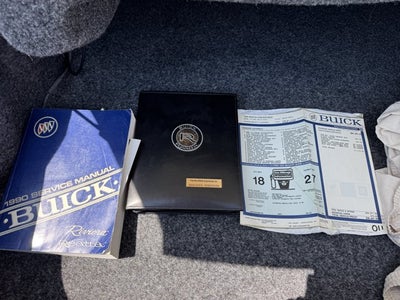 1990 Buick Reatta Base