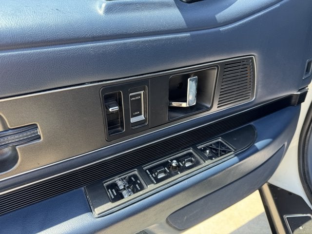 1990 Buick Reatta Base