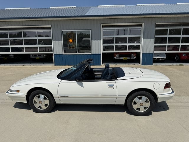 1990 Buick Reatta Base