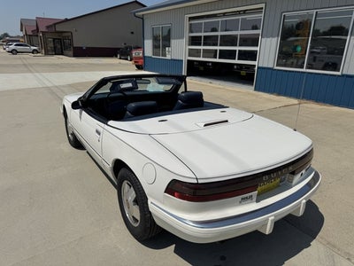 1990 Buick Reatta Base