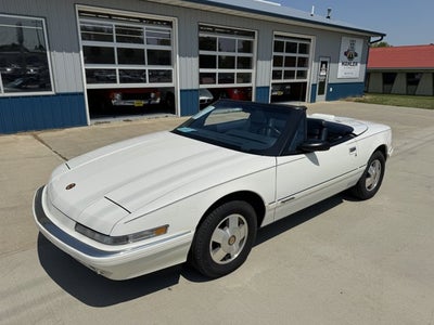 1990 Buick Reatta Base