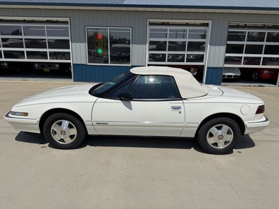 1990 Buick Reatta Base