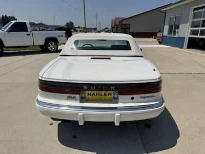1990 Buick Reatta Base