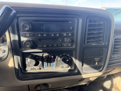 2005 Chevrolet Silverado 3500 LS