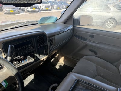 2005 Chevrolet Silverado 3500 LS