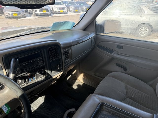 2005 Chevrolet Silverado 3500 LS
