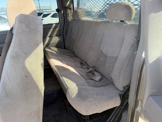 2005 Chevrolet Silverado 3500 LS