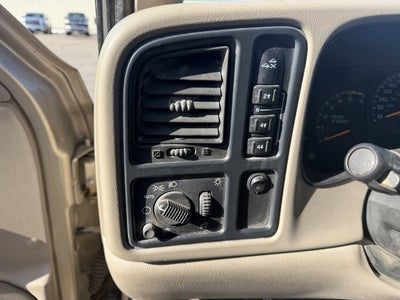 2005 Chevrolet Silverado 3500 LS