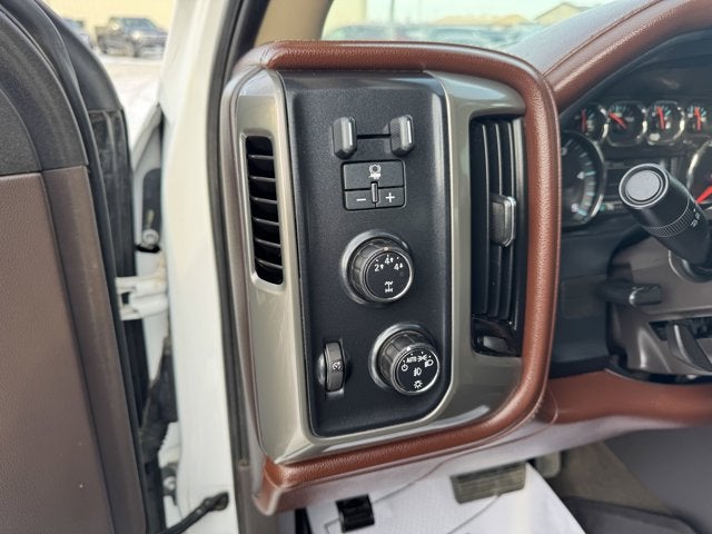 2015 Chevrolet Silverado 2500HD Built After Aug 14 High Country
