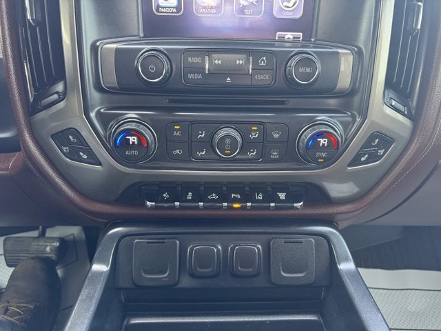2015 Chevrolet Silverado 2500HD Built After Aug 14 High Country