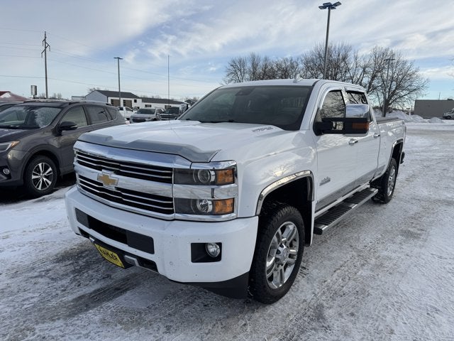 2015 Chevrolet Silverado 2500HD Built After Aug 14 High Country