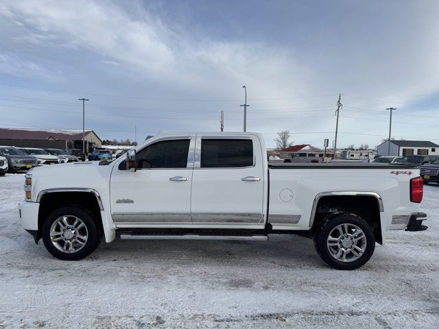 2015 Chevrolet Silverado 2500HD Built After Aug 14 High Country