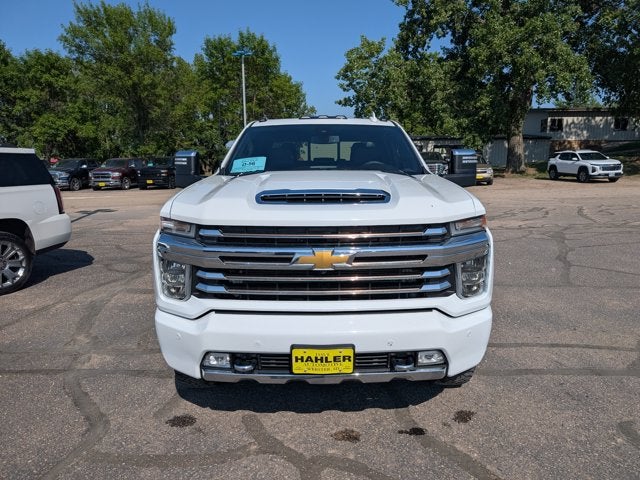 2022 Chevrolet Silverado 3500HD High Country