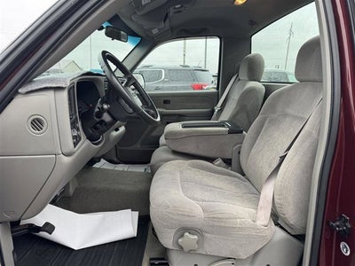 2000 Chevrolet Silverado 1500 LS