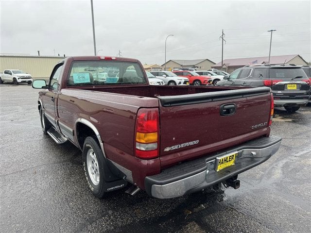 2000 Chevrolet Silverado 1500 LS