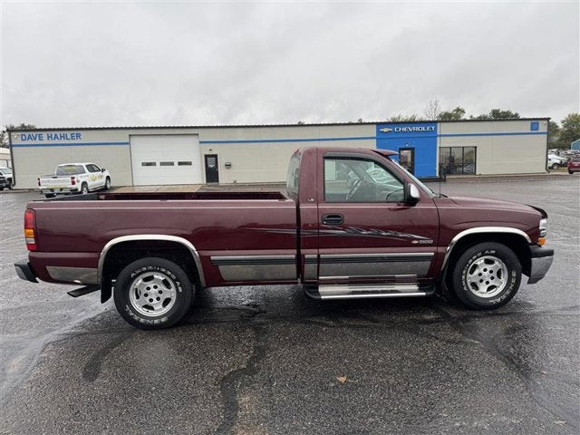 2000 Chevrolet Silverado 1500 LS