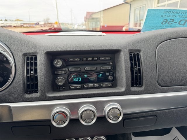 2005 Chevrolet SSR LS