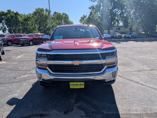 Used 2017 Chevrolet Silverado 1500 LT with VIN 1GCVKREC4HZ142530 for sale in Webster, SD