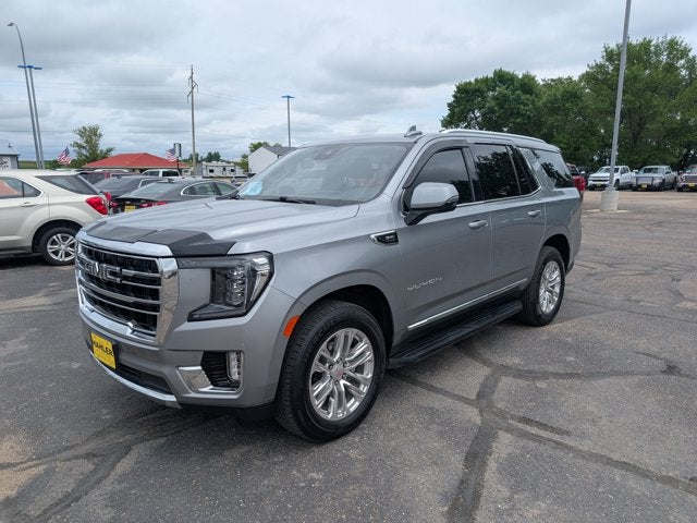 2023 GMC Yukon SLT