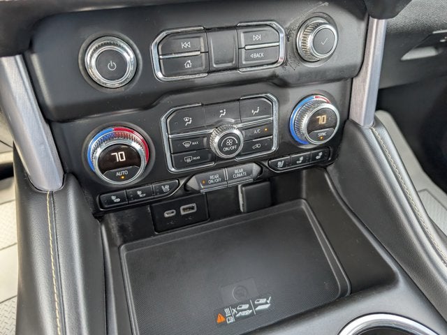 2022 GMC Yukon XL SLT