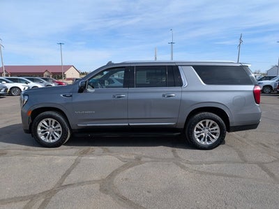 2022 GMC Yukon XL SLT