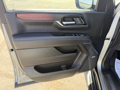 2025 GMC Yukon XL Denali