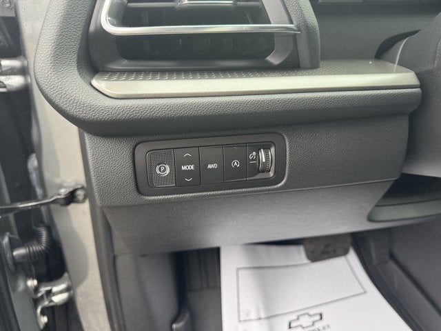 2027 Chevrolet Traverse AWD LT