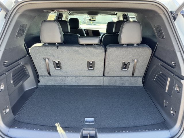 2027 Chevrolet Traverse AWD LT