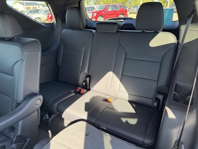 2027 Chevrolet Traverse AWD LT