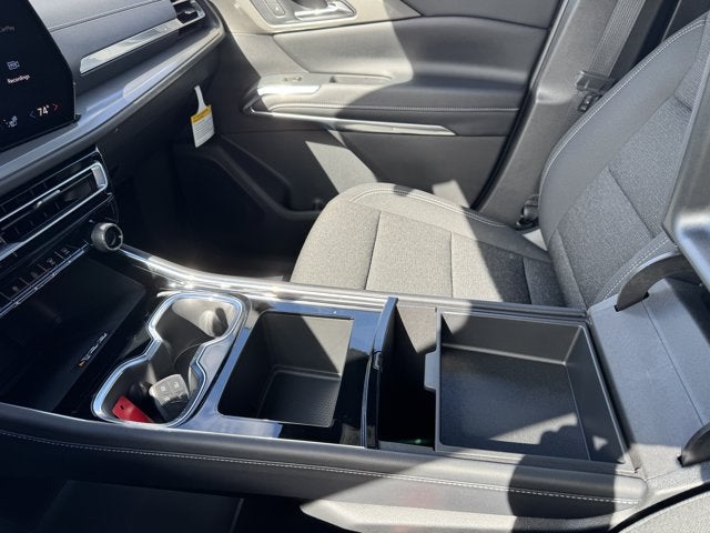 2027 Chevrolet Traverse AWD LT