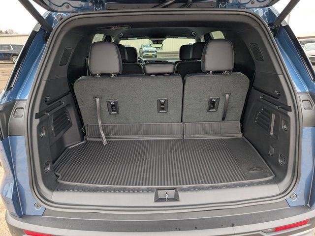 2026 Chevrolet Traverse AWD LT