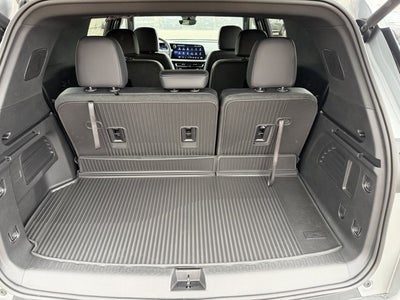 2027 Chevrolet Traverse AWD LT