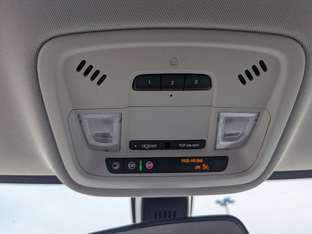2021 Chevrolet Traverse LT