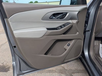 2021 Chevrolet Traverse LT