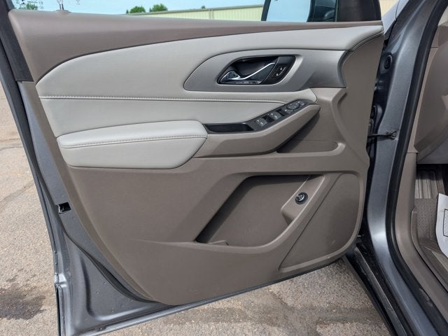 2021 Chevrolet Traverse LT