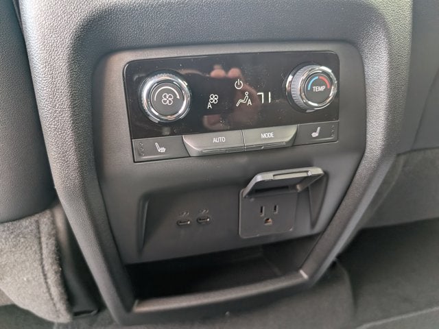 2026 Chevrolet Traverse AWD High Country