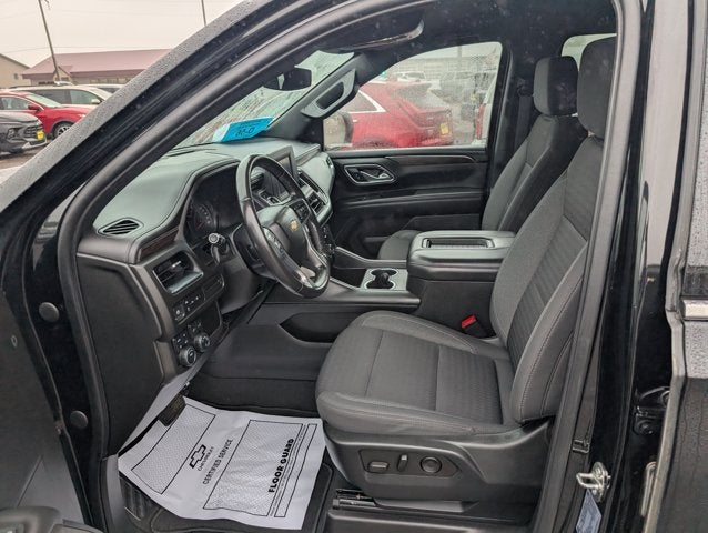 2023 Chevrolet Suburban LS