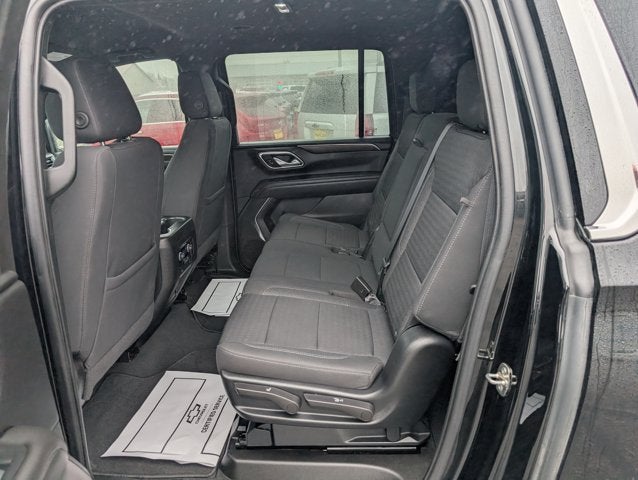 2023 Chevrolet Suburban LS