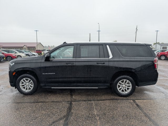 2023 Chevrolet Suburban LS