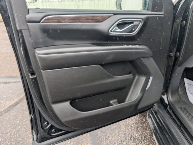 2023 Chevrolet Suburban LS
