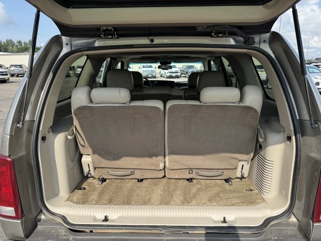 2003 Cadillac Escalade Base