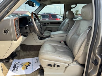 2003 Cadillac Escalade Base