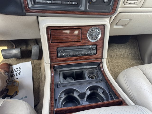 2003 Cadillac Escalade Base
