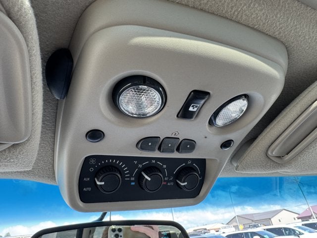 2003 Cadillac Escalade Base