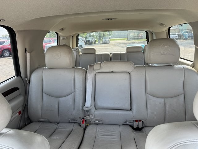2003 Cadillac Escalade Base