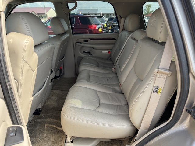 2003 Cadillac Escalade Base