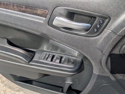 2016 Chrysler 300 300C