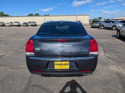 2016 Chrysler 300 300C