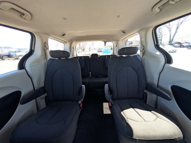 2019 Chrysler Pacifica LX